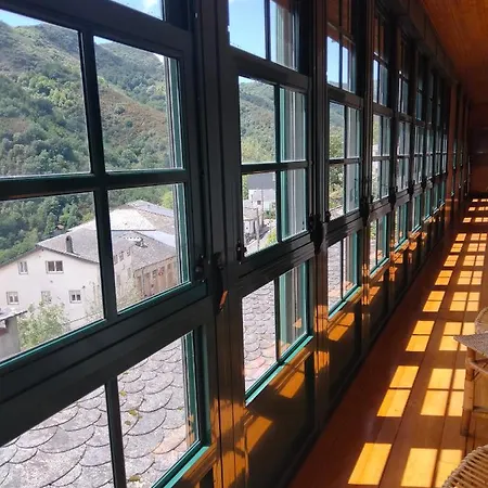 Casa Fidel. Ferienhaus Seoane